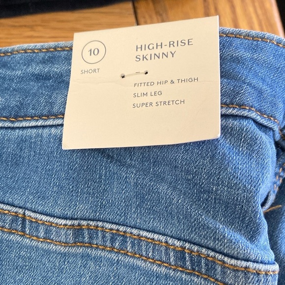Women's High-Rise Skinny Jeans - Universal Thread™ Medium Wash 10 short - Picture 8 of 8